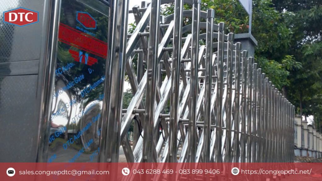 Nguyên lý hoạt động của cổng xếp inox