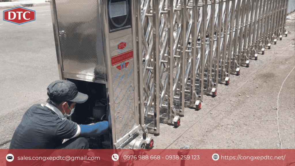 motor cho cổng xếp inox