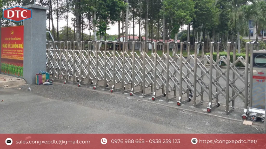 Nguyên lý hoạt động của cổng xếp inox