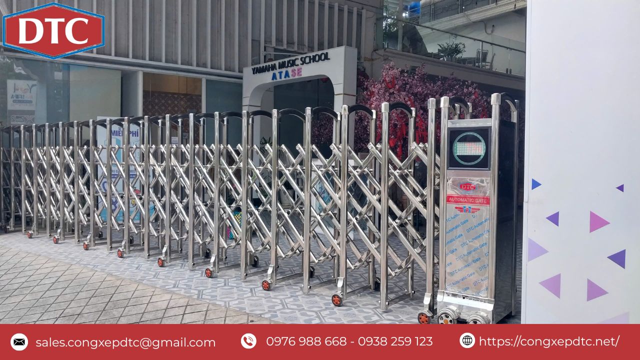 DTC là một trong những đơn vị đầu tiên nhập khẩu các mẫu cổng xếp điện tự động về thị trường Việt Nam vì vậy khách hàng hãy yên tâm về chất lượng cũng như giá thành cạnh tranh nhất phân khúc cổng xếp hiện nay
