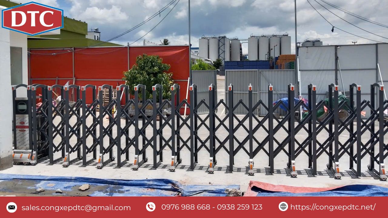 Thông tin công trình lắp đặt cổng xếp nhôm tự động